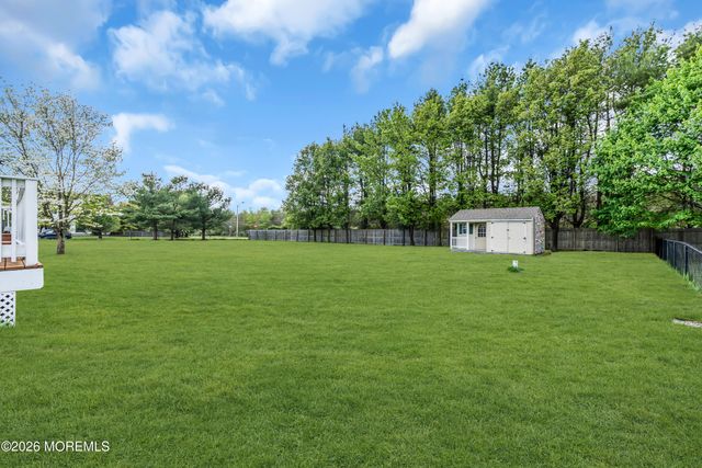 2 Letitia Drive, New Egypt, NJ 08533