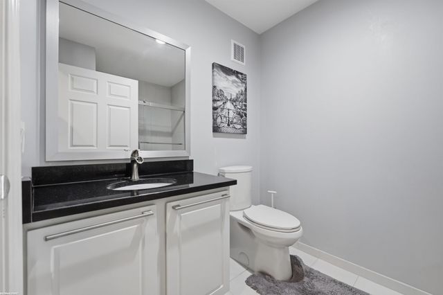 53227 E Providence Drive, Shelby Twp, MI 48316