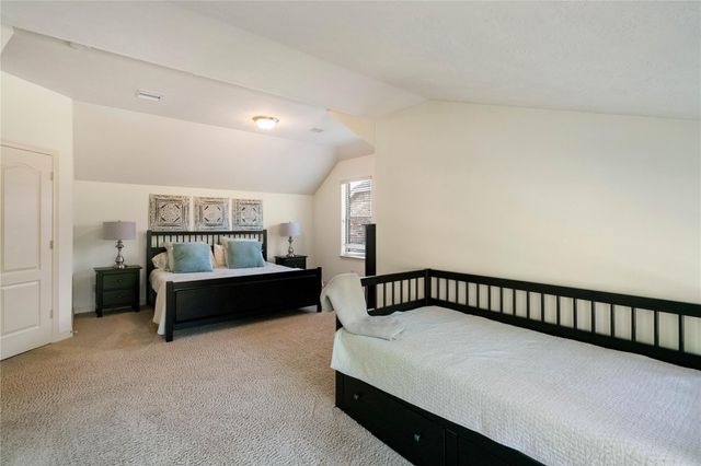 241 W Tupelo Green Circle, Spring, TX 77389