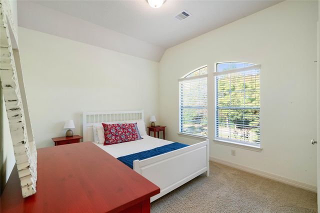 241 W Tupelo Green Circle, Spring, TX 77389