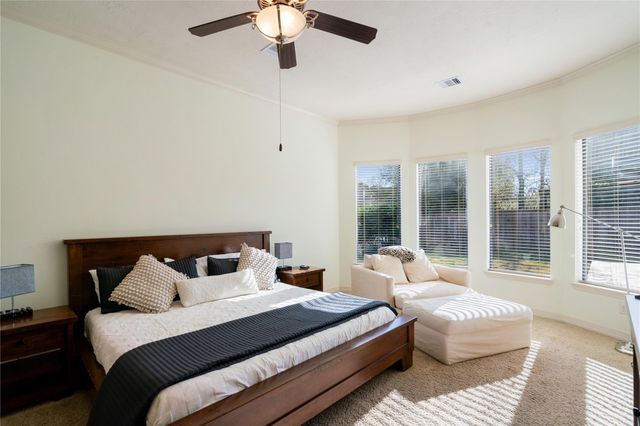 241 W Tupelo Green Circle, Spring, TX 77389