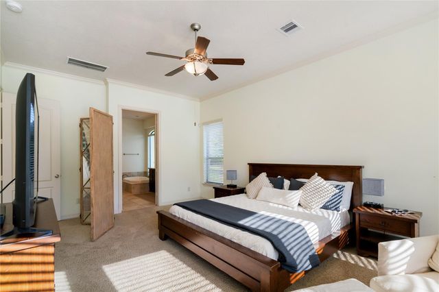 241 W Tupelo Green Circle, Spring, TX 77389