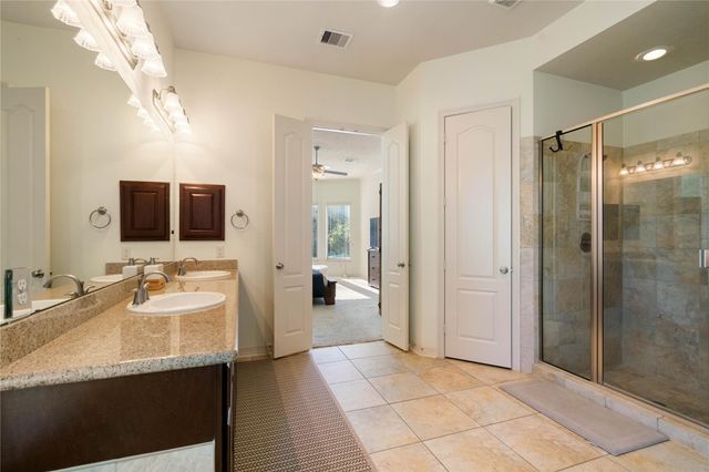 241 W Tupelo Green Circle, Spring, TX 77389