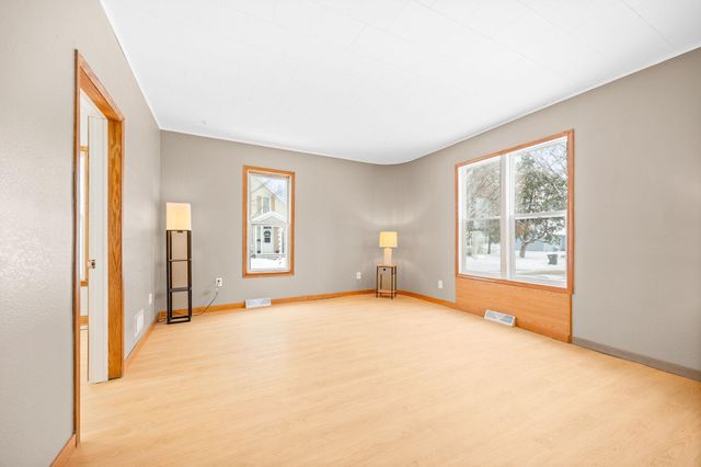 540 Brown Street SW, Hutchinson, MN 55350