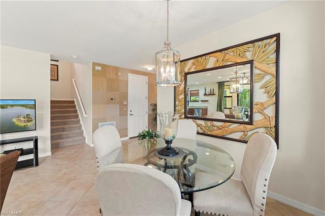 1224 Manado DR, Naples, FL 34113