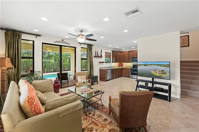 1224 Manado DR, Naples, FL 34113