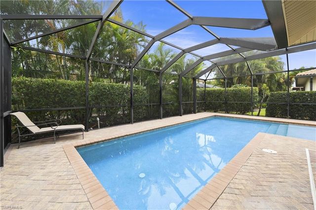 1224 Manado DR, Naples, FL 34113