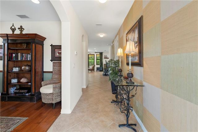 1224 Manado DR, Naples, FL 34113
