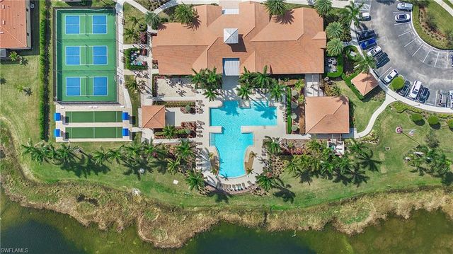 1224 Manado DR, Naples, FL 34113