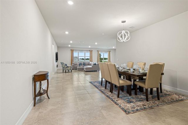 10407 SW Captiva Dr, Port St. Lucie, FL 34987