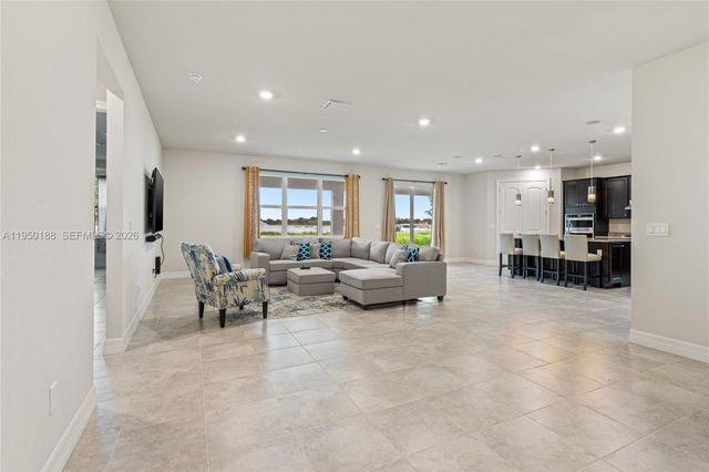 10407 SW Captiva Dr, Port St. Lucie, FL 34987