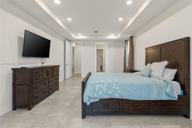 10407 SW Captiva Dr, Port St. Lucie, FL 34987