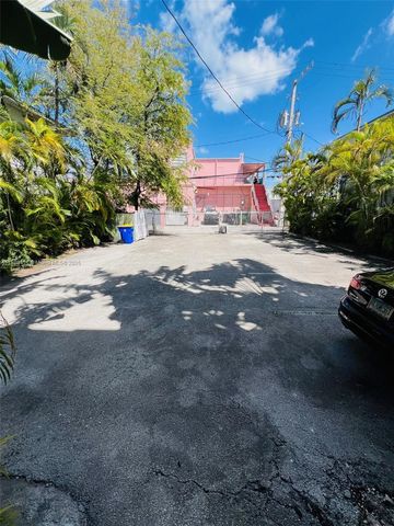 1523 West Ave 101, Miami Beach, FL 33139