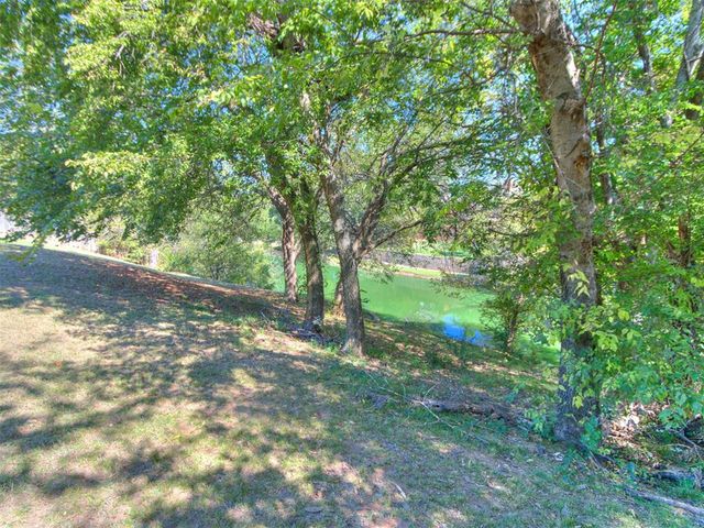 4700 Westlakes Road, Norman, OK 73072