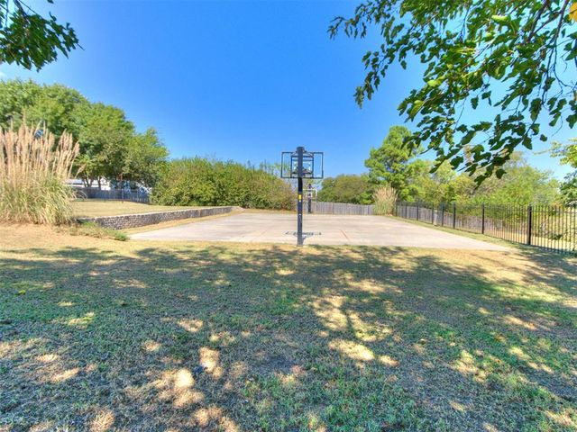 4700 Westlakes Road, Norman, OK 73072