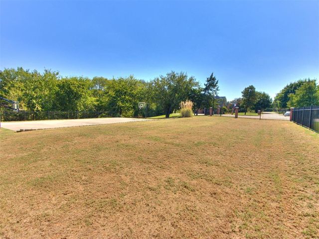 4700 Westlakes Road, Norman, OK 73072