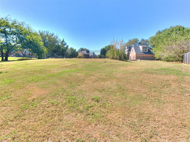 4700 Westlakes Road, Norman, OK 73072