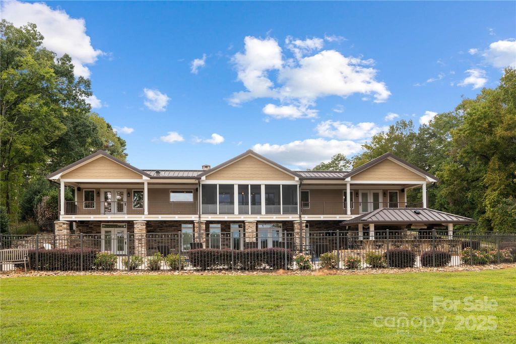 11133 Willow Oak Road, Norwood, NC 28128