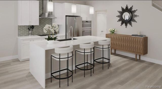 800 Balmoral Ln, Troy, MI 48085