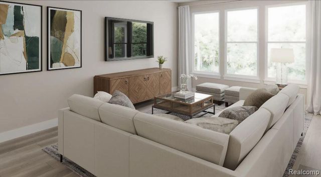 800 Balmoral Ln, Troy, MI 48085