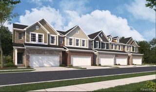 800 Balmoral Ln, Troy, MI 48085