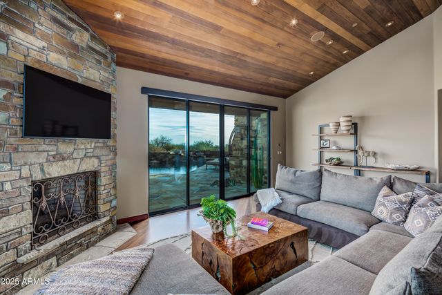 10649 E SUNDANCE Trail, Scottsdale, AZ 85262