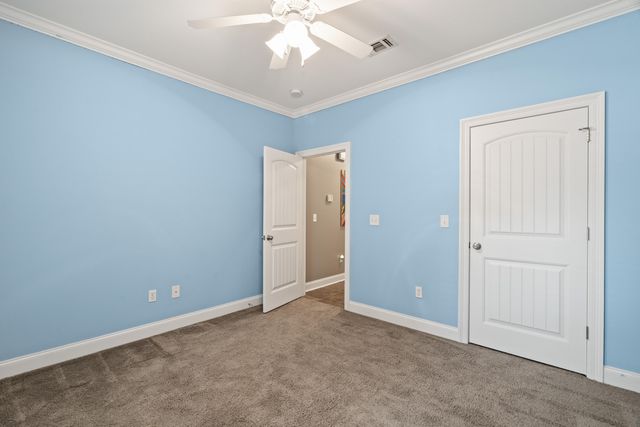 19 E Cadbury, Hattiesburg, MS 39402