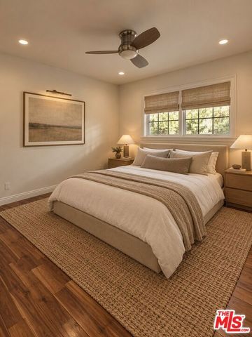 818 14th Street 2, Santa Monica, CA 90403