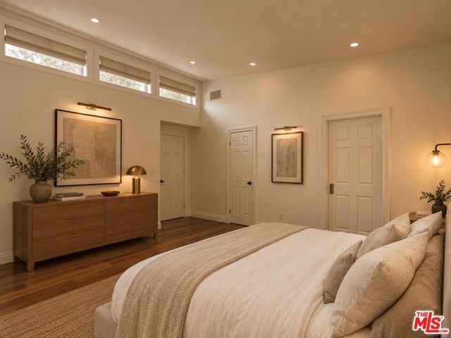 818 14th Street 2, Santa Monica, CA 90403