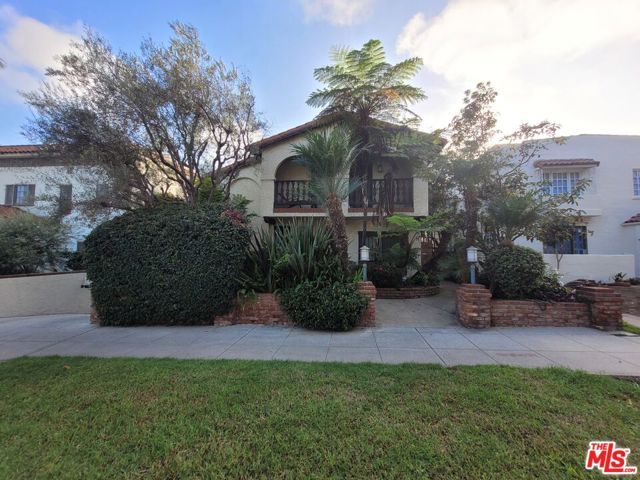 818 14th Street 2, Santa Monica, CA 90403