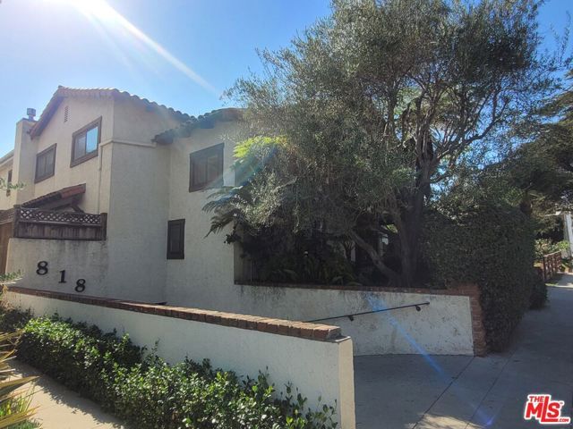 818 14th Street 2, Santa Monica, CA 90403