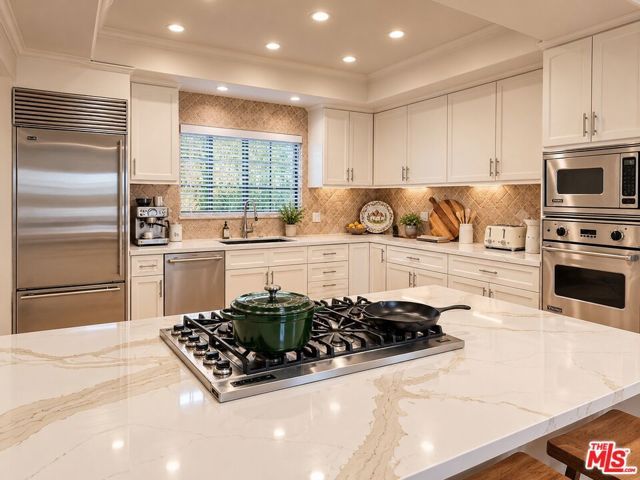 818 14th Street 2, Santa Monica, CA 90403