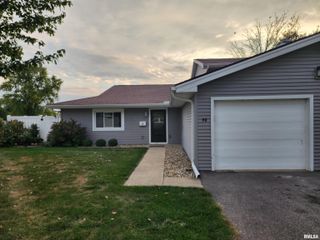 90 BROOKSIDE Place, Springfield, IL 62704