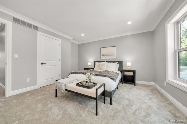 1929 Brookwood Avenue, Royal Oak, MI 48073