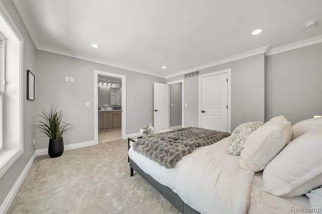 1929 Brookwood Avenue, Royal Oak, MI 48073