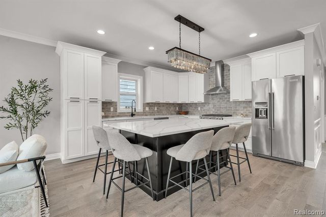 1929 Brookwood Avenue, Royal Oak, MI 48073