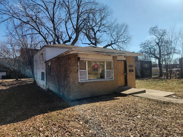 6717 S Rhodes Avenue, Chicago, IL 60637