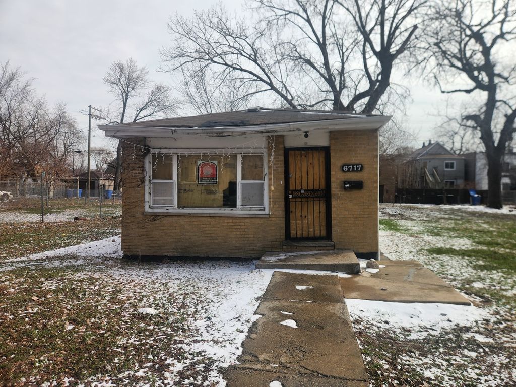 6717 S Rhodes Avenue, Chicago, IL 60637