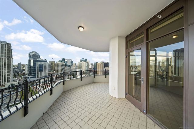 700 W Harbor 2501, San Diego, CA 92101