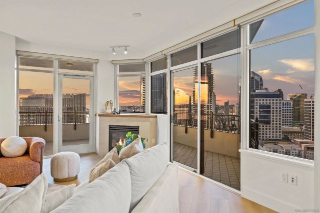 700 W Harbor 2501, San Diego, CA 92101