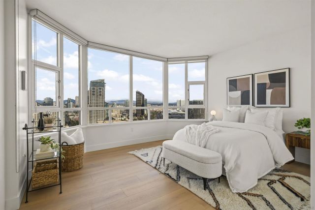 700 W Harbor 2501, San Diego, CA 92101