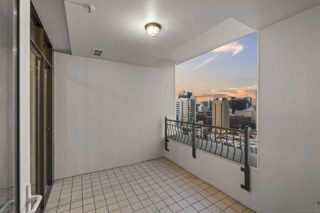 700 W Harbor 2501, San Diego, CA 92101