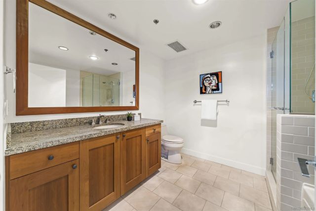 700 W Harbor 2501, San Diego, CA 92101