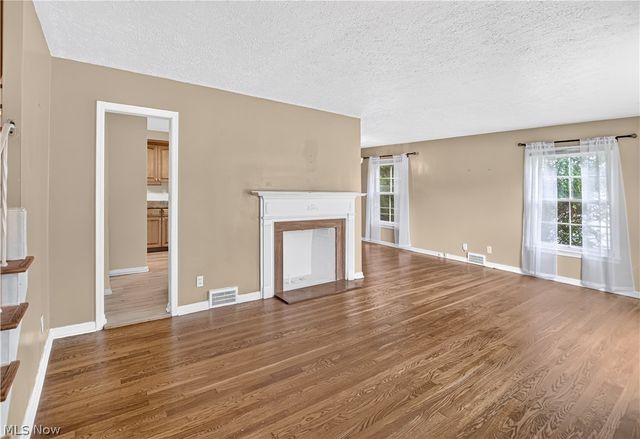 2500 N Taylor Road, Cleveland Heights, OH 44118