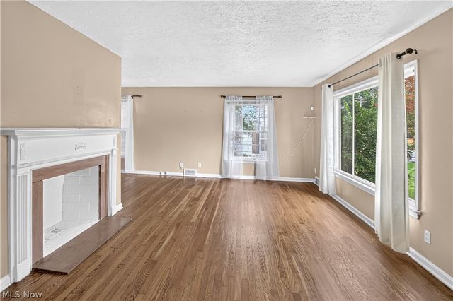 2500 N Taylor Road, Cleveland Heights, OH 44118