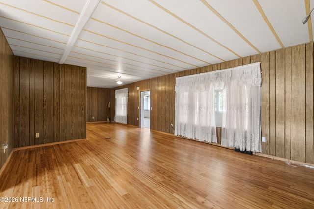 11245 LORENCE Avenue, Jacksonville, FL 32218