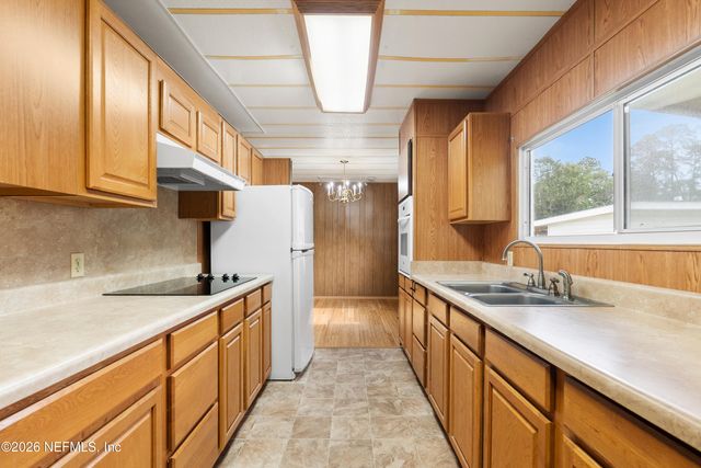 11245 LORENCE Avenue, Jacksonville, FL 32218