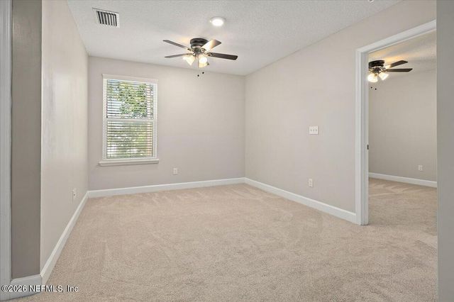 28 FOREST EDGE Drive, St. Johns, FL 32259