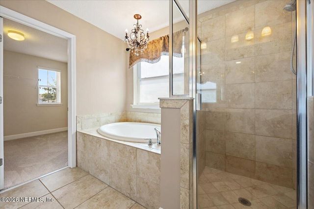 28 FOREST EDGE Drive, St. Johns, FL 32259