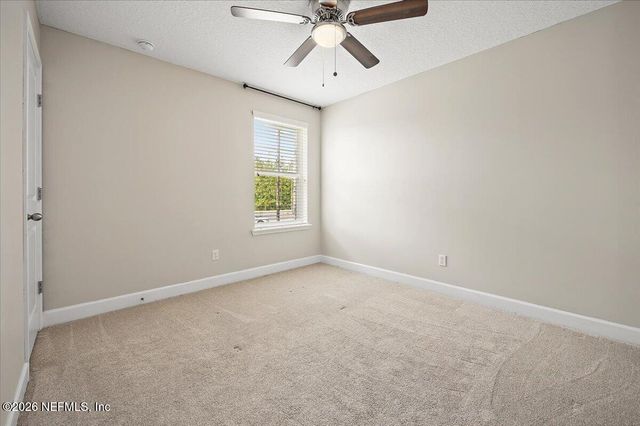 28 FOREST EDGE Drive, St. Johns, FL 32259